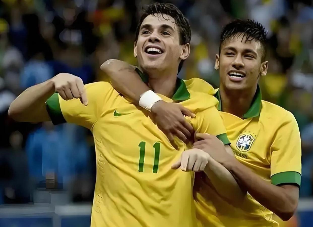 巴西队争夺亚洲杯冠军之路，掌声雷动