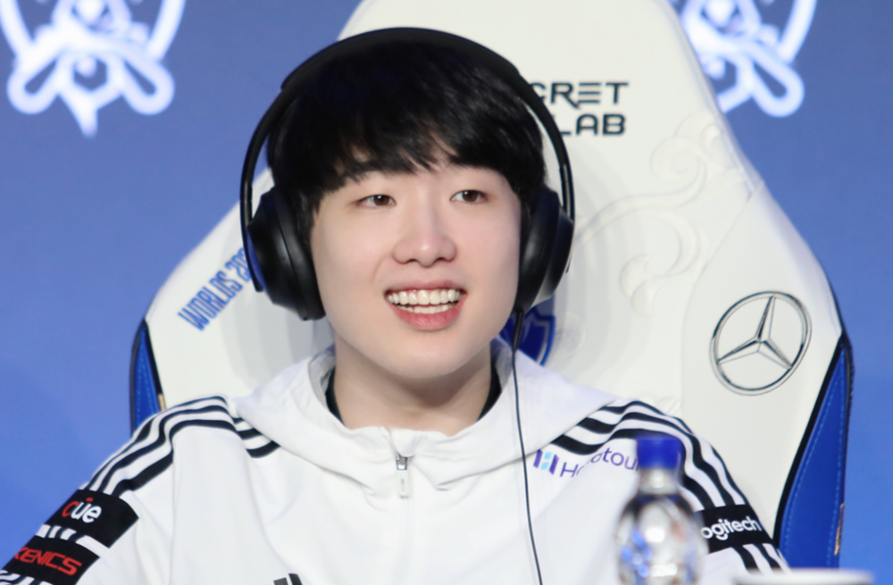 FLY横扫KT,Chovy拿下关键大龙焦点之战入围赛,引爆全场热议 FLY横扫KT,Chovy拿下关键大龙焦点之战入围赛,引爆全场热议