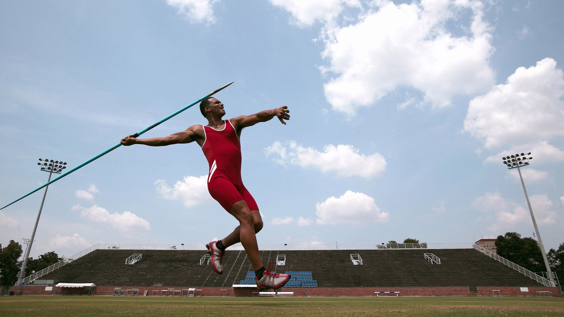 大舞台的阴影，萨内的利剑